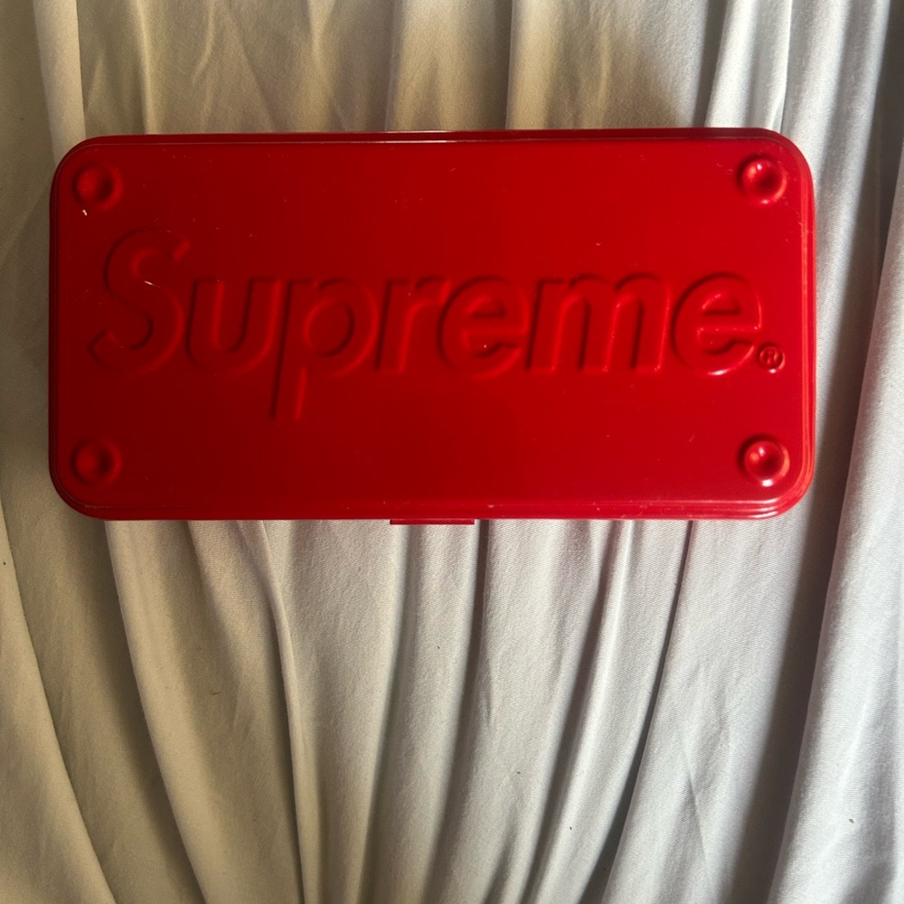 Supreme Vibrant Red Metal Stoage Box SS13